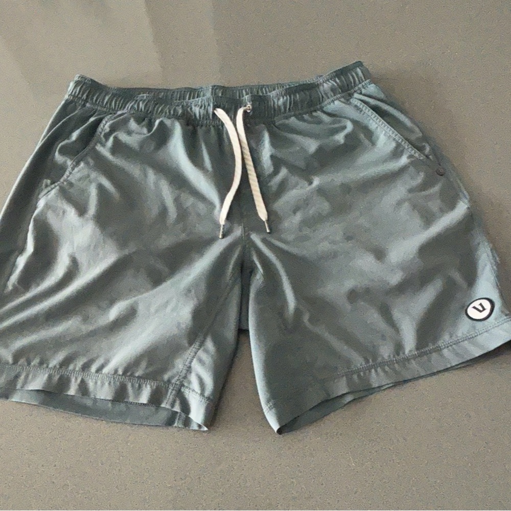 Light Blue Vuori Kore Short with Liner 7” Inseam